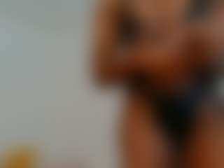 Live cam show with Mocha Kaia - Big Tits on 1on1-livenow