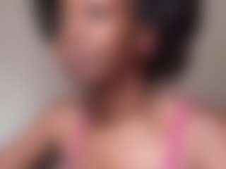 Live cam show with Mocha Kaia - Big Tits on galaxygirlnitro.com