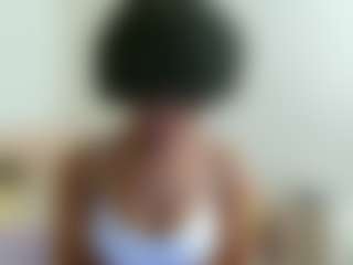 Live cam show with Mocha Kaia - Brown Eyes on Camsoda