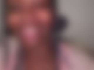 Live cam show with Mocha Kaia - Dirty on Camsoda