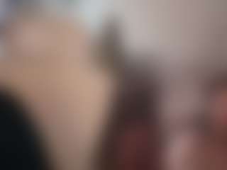Live cam show with Mocha Kaia - Bedroom on Camsoda