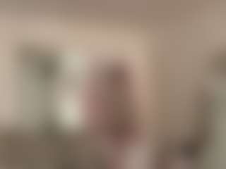 Live cam show with Mocha Kaia - Toys on Lustler