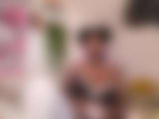 Live cam show with Mocha Kaia - Bedroom on xxxlivecams.org