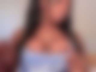 Live cam show with Mocha Kaia - Blowjob on Dolls Live