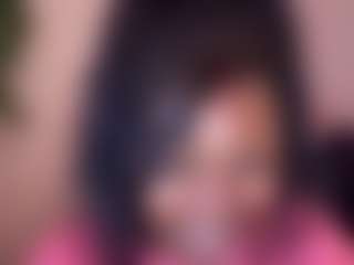Live cam show with Mocha Kaia - Average on madthumbs