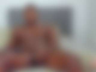 stud-Sexyblackman-and-Sarah's Live Sex Cam Show