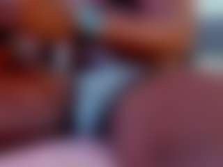 Live cam show with stud-Sexyblackman-and-Sarah - Smoking on Camsoda