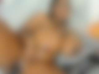 Live cam show with ChannelBoobs - Ebony on Camiplay Live | colombia