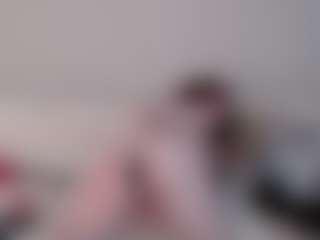 Live cam show with Darkheto - Small Ass on Latina Girls