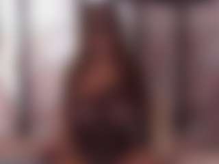 Live cam show with BeccaDelux - BBW on chickslive.net