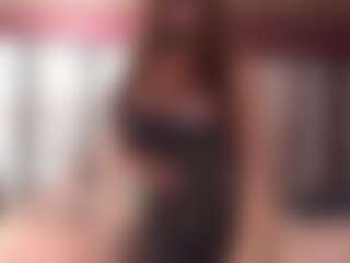 Live cam show with BeccaDelux - Granny on studioflirtlive.com