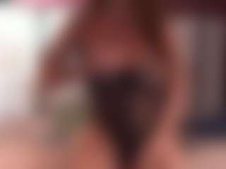 Live cam show with BeccaDelux - Mature MILF on sexytreat.net