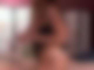 Live cam show with BeccaDelux - Mature on SpunkLive