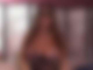 Live cam show with BeccaDelux - Mature on Camming Site