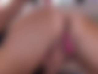 BeccaDelux's Live Sex Cam Show