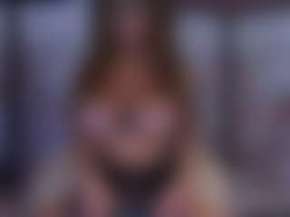 Live cam show with BeccaDelux - Mature on Dolls Live