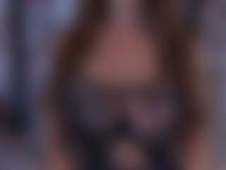 Live cam show with BeccaDelux - Big Tits on Hubzter Live