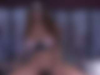 BeccaDelux's Live Sex Cam Show