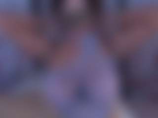 BeccaDelux MILF webcam performer live streaming