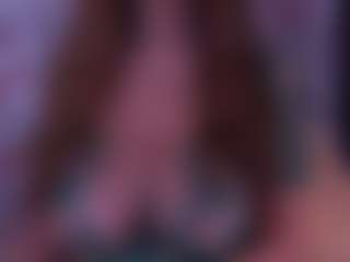Live cam show with BeccaDelux - Thick on Cam Slut