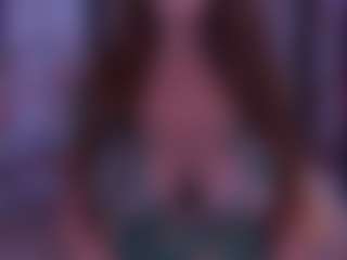 Live cam show with BeccaDelux - HD MILF on Camiplay Live