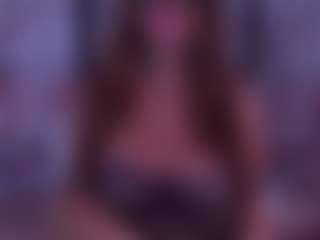 BeccaDelux MILF webcam performer live streaming
