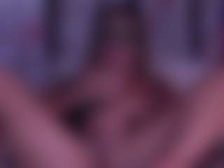 Live cam show with BeccaDelux - Spank Mature on Soda Cam