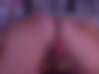 BeccaDelux's Live Sex Cam Show