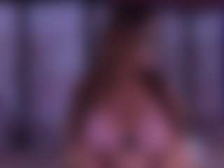 Live cam show with BeccaDelux - Fetish MILF on Soda Cam