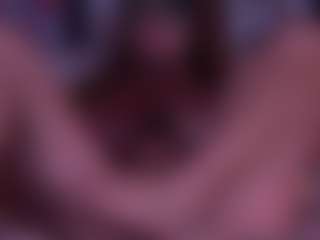 Live cam show with BeccaDelux - Middle Aged on Cam Slut