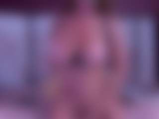 Live cam show with BeccaDelux - Lush Brown Hair on CamwithHer