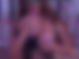 BeccaDelux MILF webcam performer live streaming