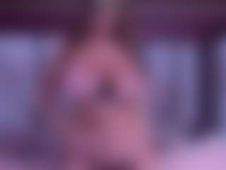 BeccaDelux's Live Sex Cam Show
