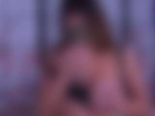 Live cam show with BeccaDelux - Big Tits on Fling VIP Chat