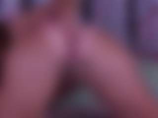 BeccaDelux's Live Sex Cam Show