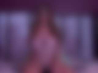 Live cam show with BeccaDelux - Mature MILF on slutload