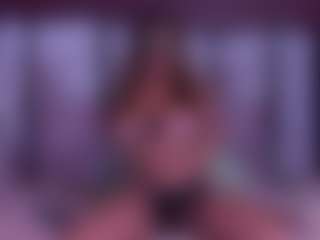 Live cam show with BeccaDelux - Anal MILF on Milfs Live