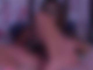 Live cam show with BeccaDelux - Squirt Mature on livesuperchat.net