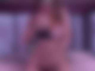 Live cam show with BeccaDelux - Hairy Pussy on thefappeningchat.com