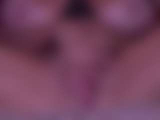 BeccaDelux's Live Sex Cam Show