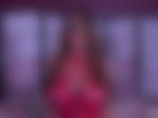 Live cam show with BeccaDelux - Brown Hair on xDating