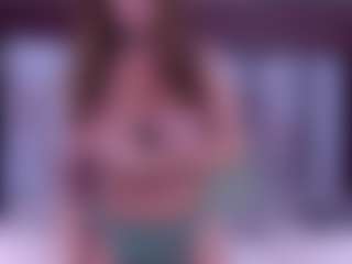 BeccaDelux's Live Sex Cam Show