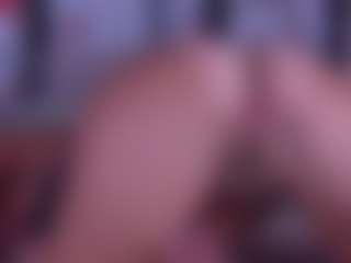 BeccaDelux's Live Sex Cam Show
