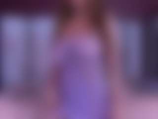 Live cam show with BeccaDelux - Lovense Middle Aged on Camming Site