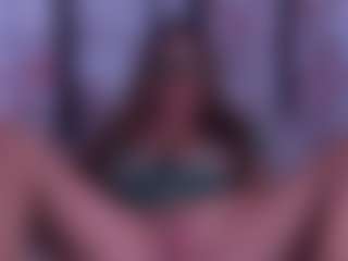 BeccaDelux's Live Sex Cam Show