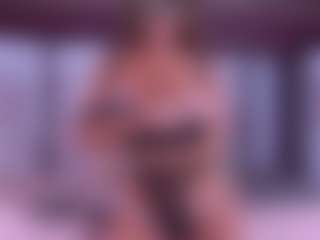 BeccaDelux's Live Sex Cam Show