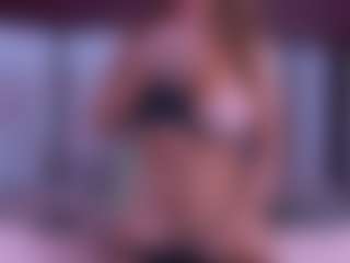 BeccaDelux's Live Sex Cam Show