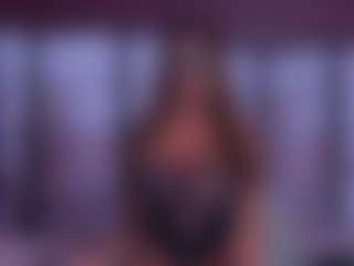 BeccaDelux's Live Sex Cam Show