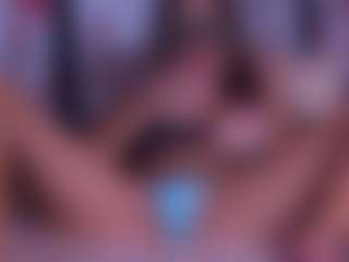 Live cam show with BeccaDelux - BBW Mature on Mixed Magazine Live