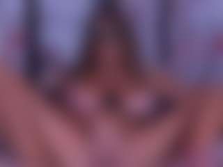 BeccaDelux's Live Sex Cam Show